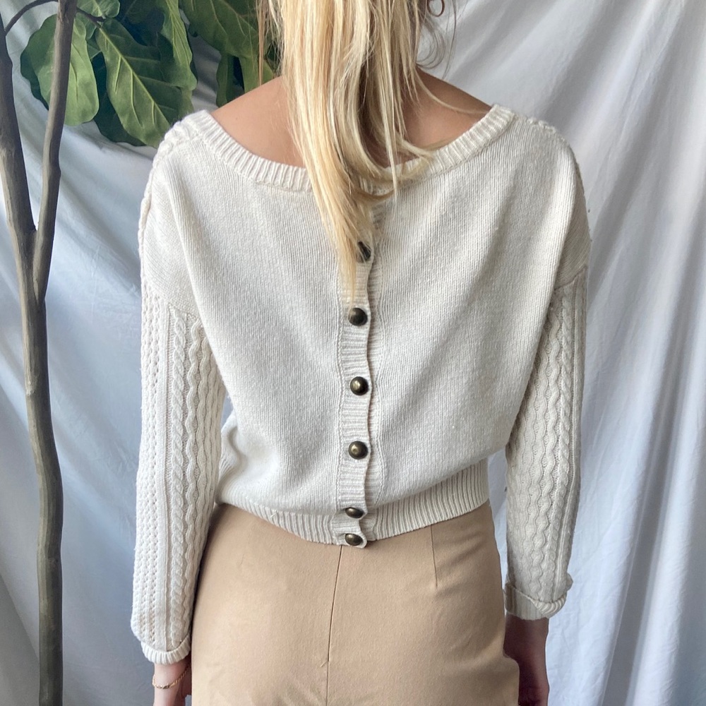 Tommy girl crop sweater